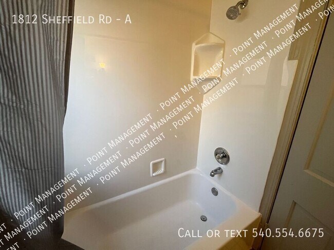 Building Photo - 1812 Sheffield Rd SW