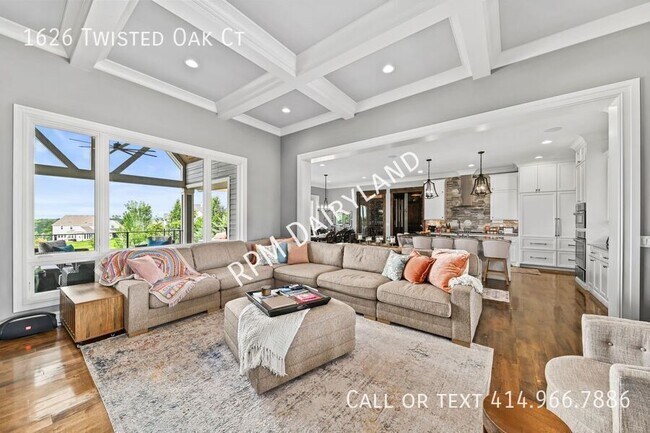 Building Photo - 1626 Twisted Oak Ct