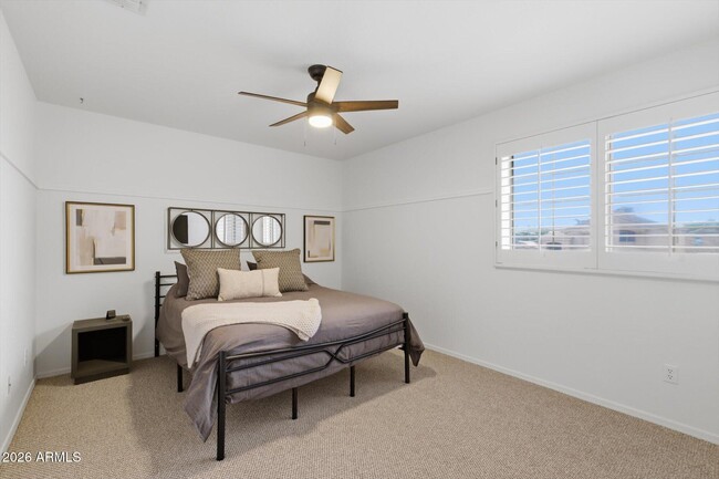 Building Photo - 9750 E Gelding Dr
