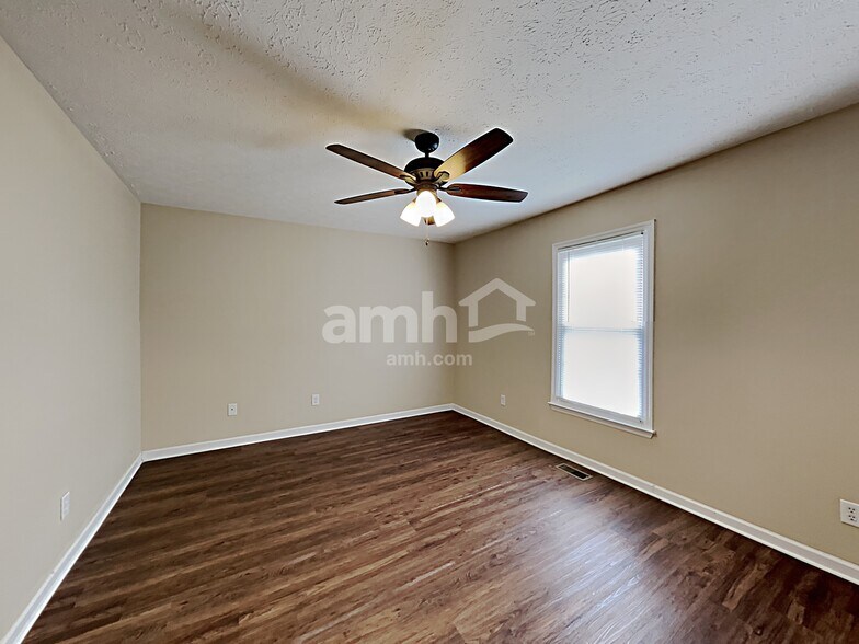 Building Photo - 2309 Verde Ct