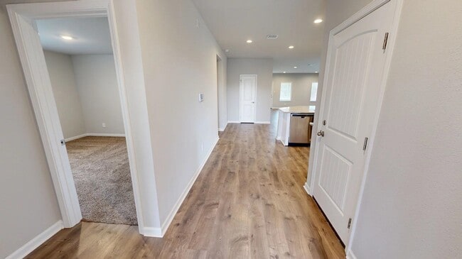 Building Photo - 3741 Barn Owl Dr