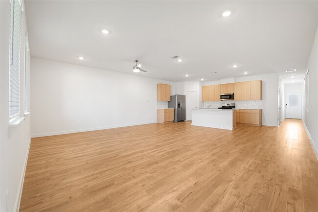 Building Photo - 3511 Shearwater St