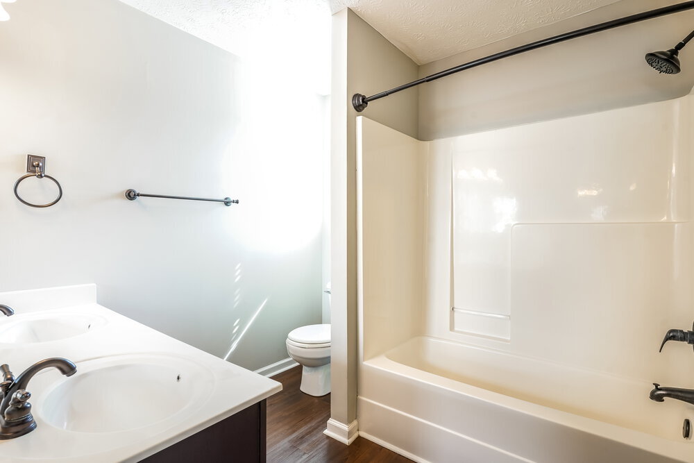 Building Photo - 2209 Dewey Dr