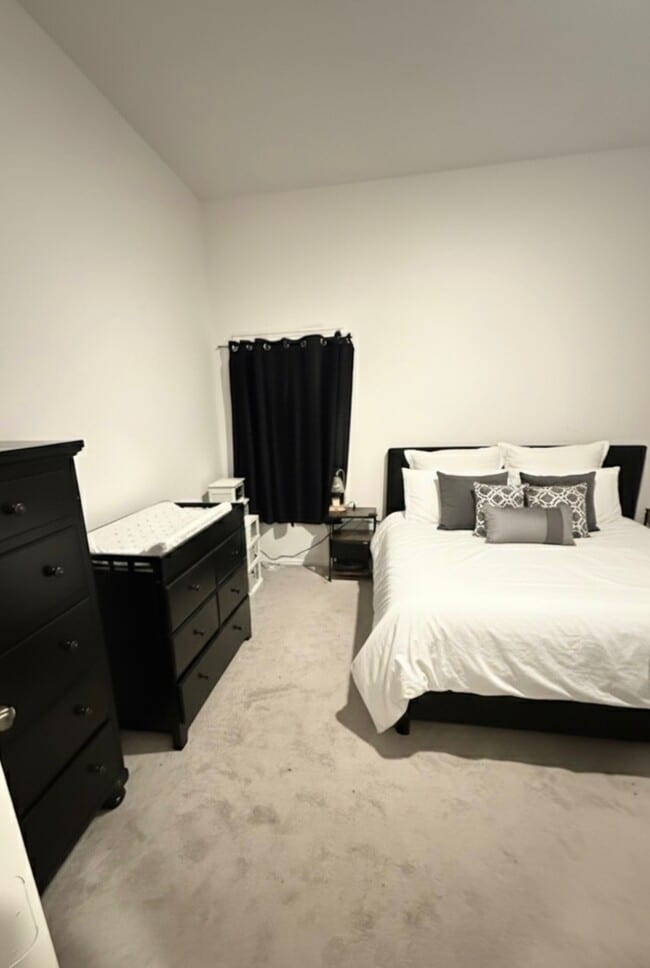 Building Photo - 2225 Still Bend Ln