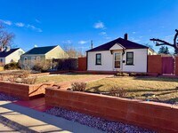 Building Photo - Move-In Ready 4BR Home with Finished Basement, Flex Space & Large Yard