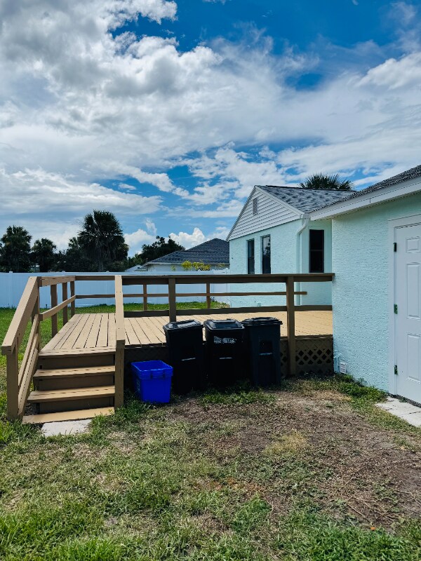 Building Photo - 202 Bosarvey Dr
