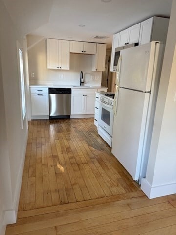 Building Photo - 244 Main St