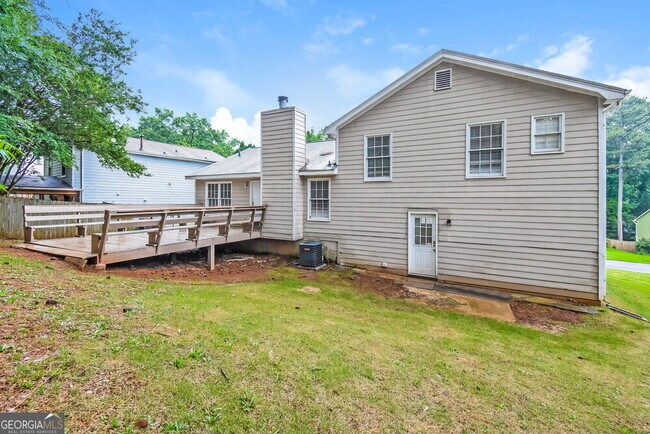 Building Photo - 1111 Realm Ln