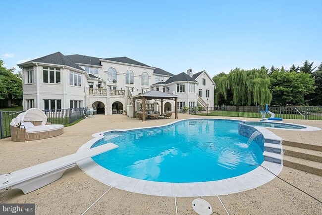 Building Photo - 606 Brockman Ct