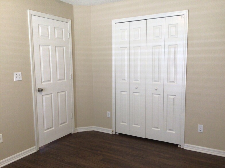 Building Photo - 1353 Crimson Clover Ln