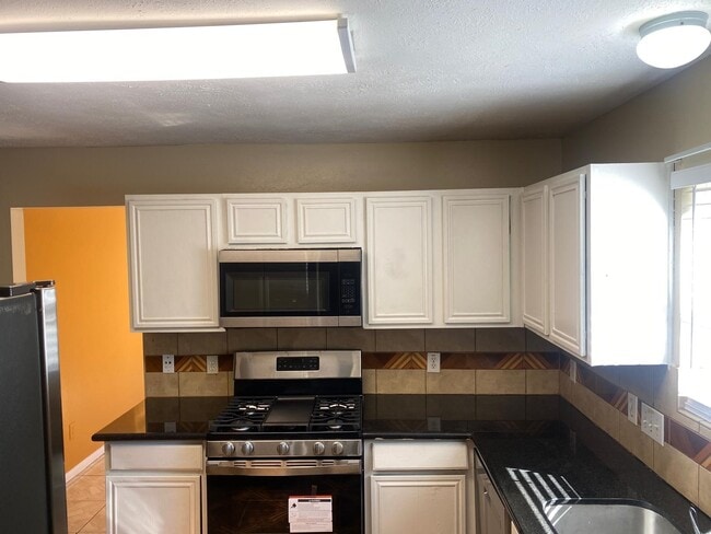 Building Photo - 4026 Clayton Bend Ct