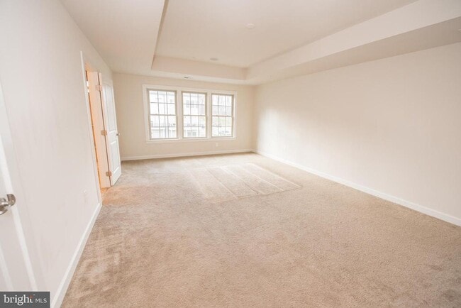 Building Photo - 7444 Burnside Way