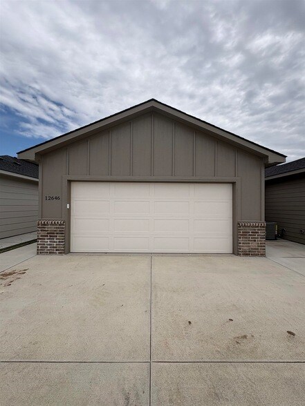 Building Photo - 12664 W Northstar Street