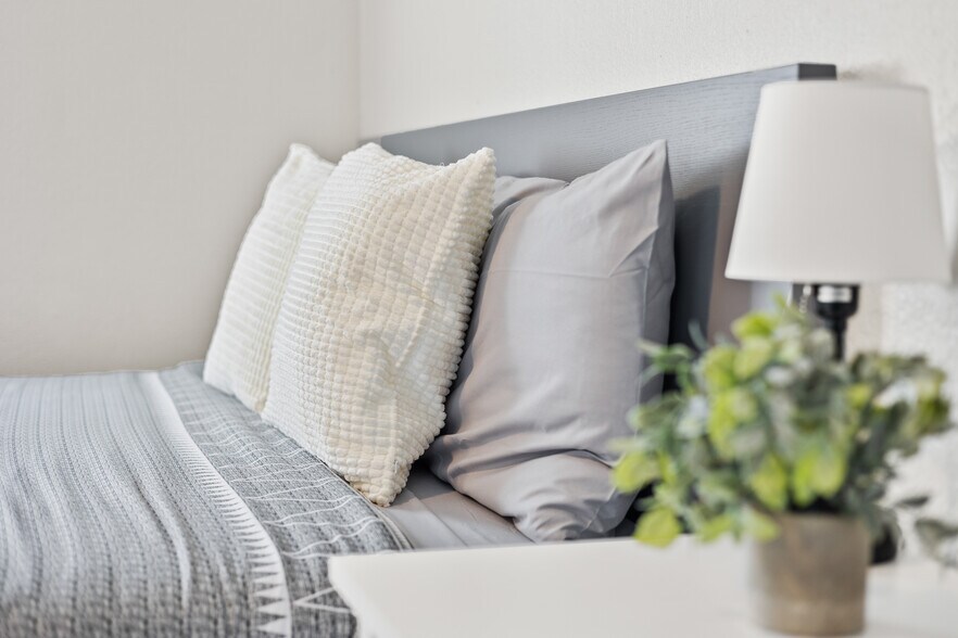 Building Photo - 76 Haygood Ave SE