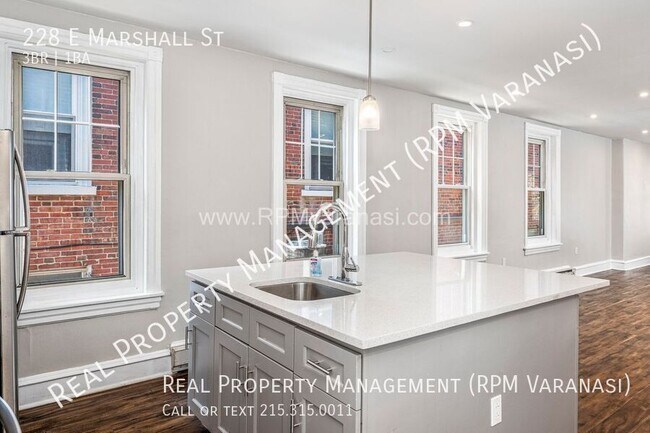 Building Photo - Spacious 3-Story Gem in Norristown with Mo...