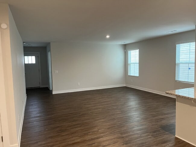 Building Photo - 2661 Thornton Grove Blvd