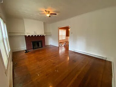 Building Photo - 933 Clay Ave