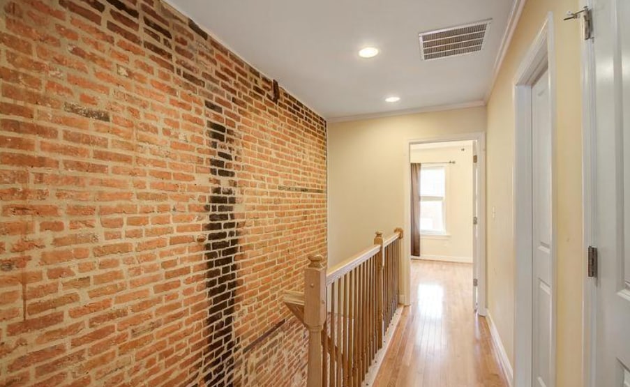 Building Photo - 1538 Clarkson St