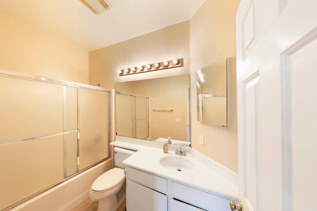 Building Photo - Irvine - Gated Northwood Point Townhome!