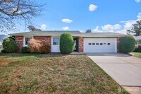 Building Photo - 351A Jutland Dr