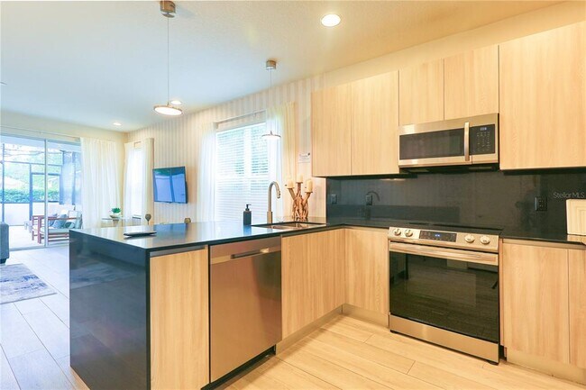 Building Photo - 17441 Hidden Forest Dr