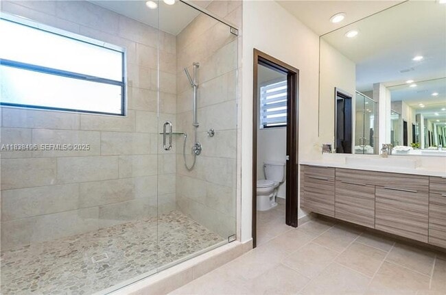 Building Photo - 8853 NW 155th Ter