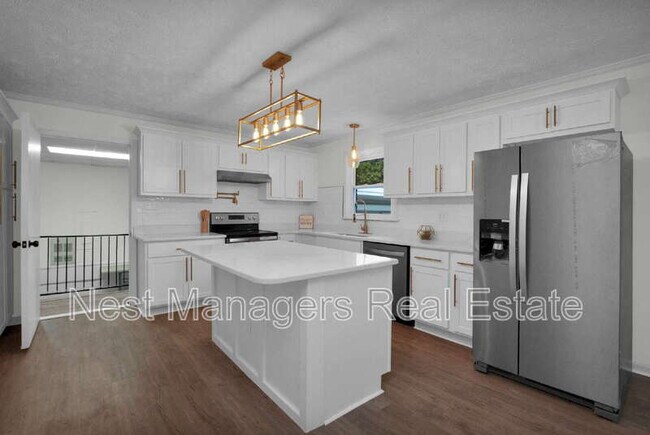 Building Photo - 301 Fairfield Rd