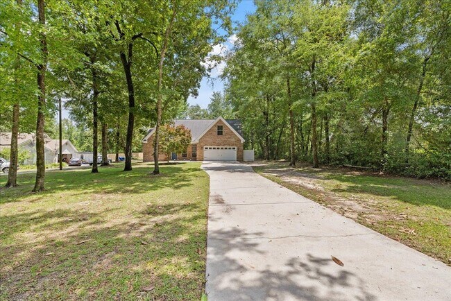 Building Photo - 252 Magnolia Ridge