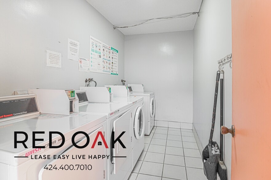 Building Photo - 14807 Normandie Ave