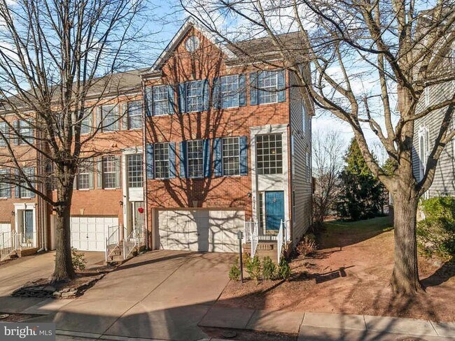 Building Photo - 47326 Sterdley Falls Terrace