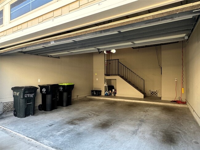 Building Photo - 1241 Nelson Falls Ln