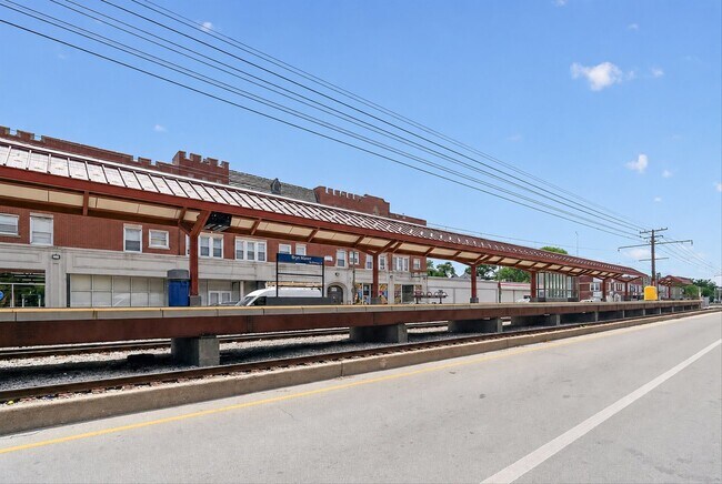 Building Photo - 7019 S Merrill Ave