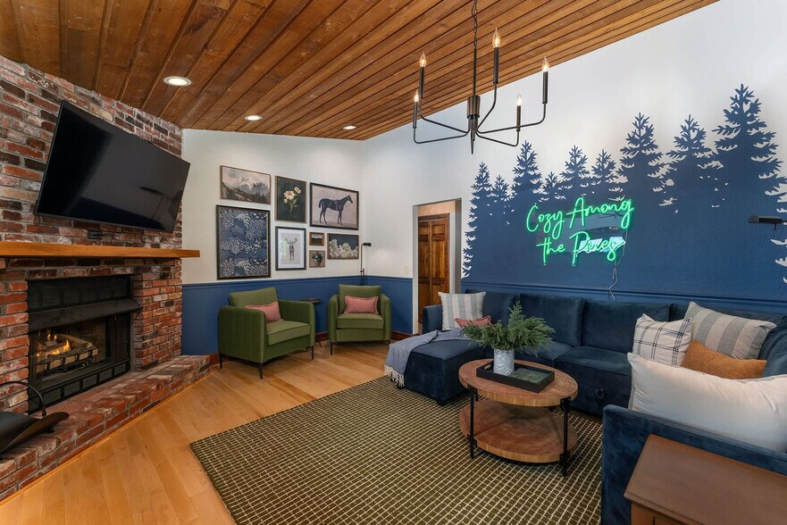 Building Photo - 134 Wolf's Head Ct