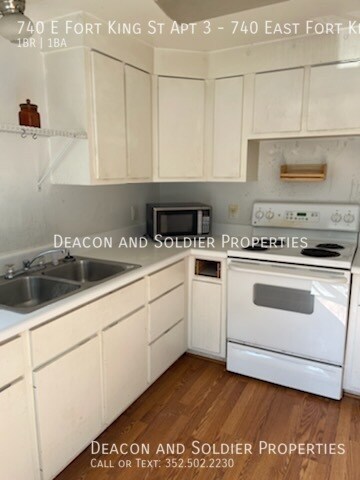 Building Photo - 740 E Fort King St