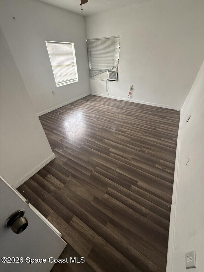 Building Photo - 1066 Galty Cir NE