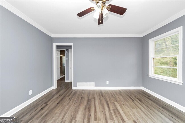 Building Photo - 4161 Tell Rd SW