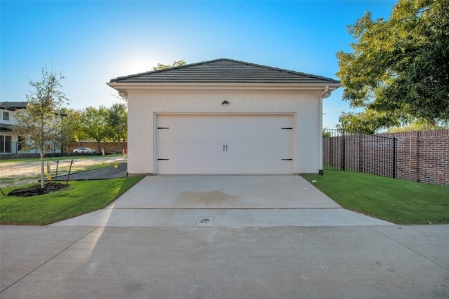 Building Photo - 101 Magnolia Ln