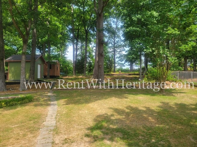 Building Photo - WOW! FANTASTIC RANCH TOTALLY UPDATED - LIKE BRAND NEW WITH ALL THE UPGRADES / ATTENTION TO DETAIL...