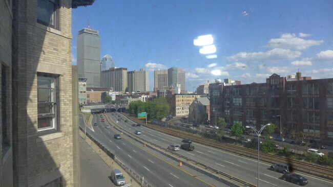 Building Photo - 411 Commonwealth Ave