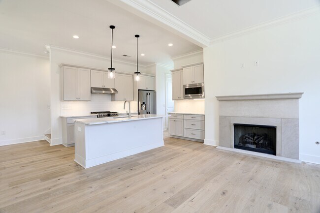 Building Photo - 406 Shakespeare Ln