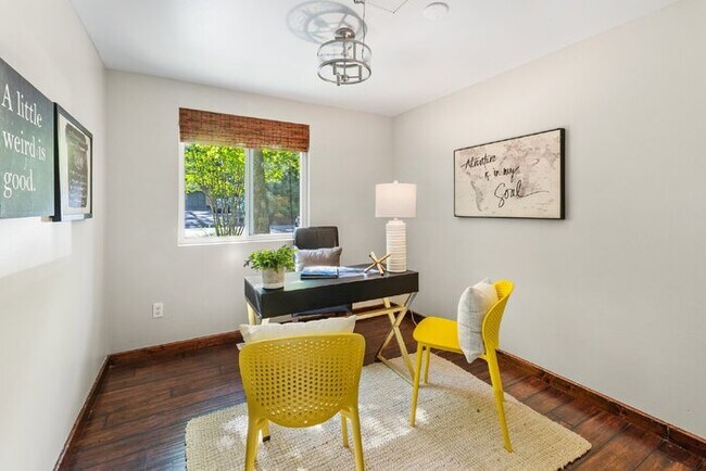 Building Photo - Spacious 5 Bedroom Home in Midlothian - $2,800/mo