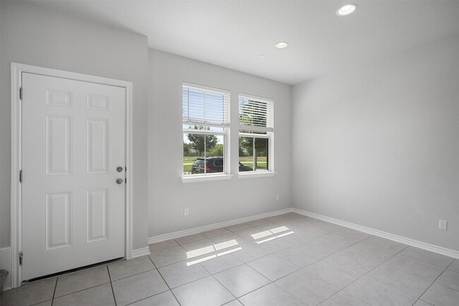 Building Photo - 1805 Artesian Spgs Xing