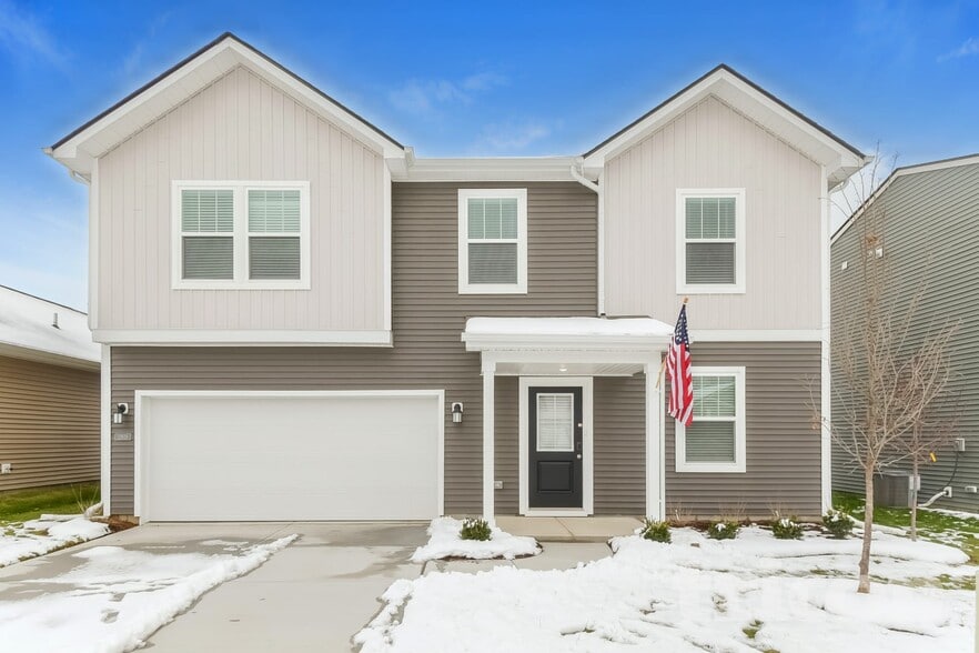 Primary Photo - 11819 Moorfield Ln