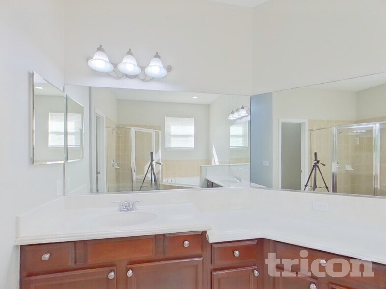 Building Photo - 3410 Starbird Dr