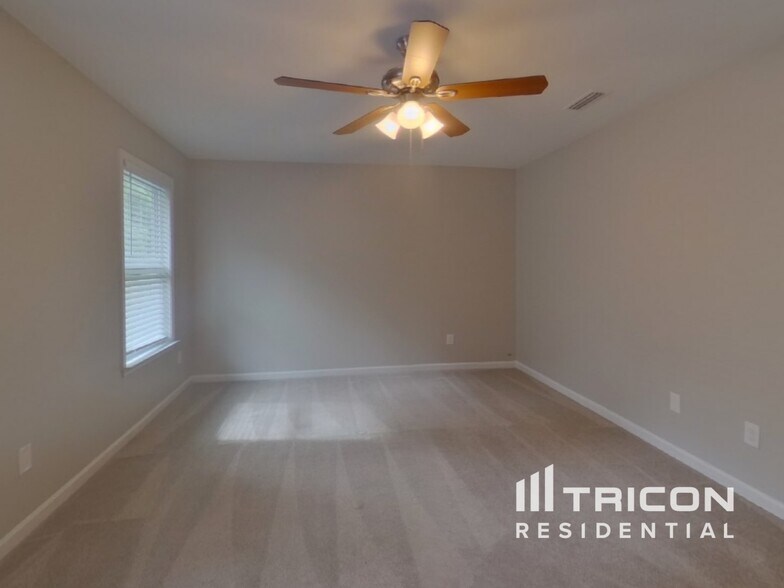 Building Photo - 606 Sawtooth Oak Drive