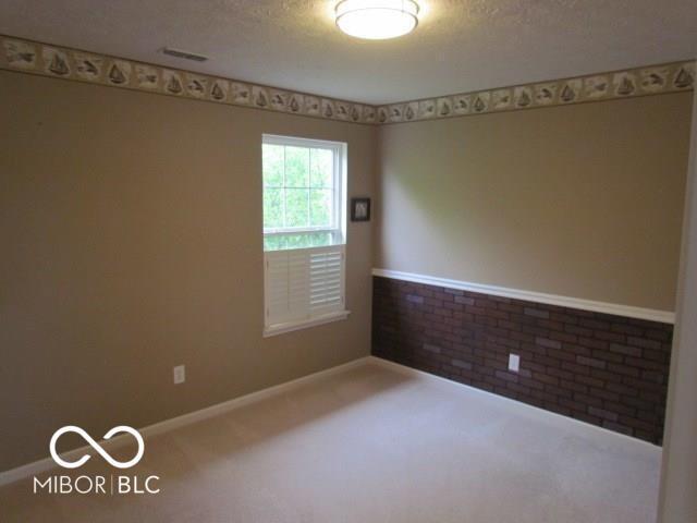 Building Photo - 3783 Earhart Dr