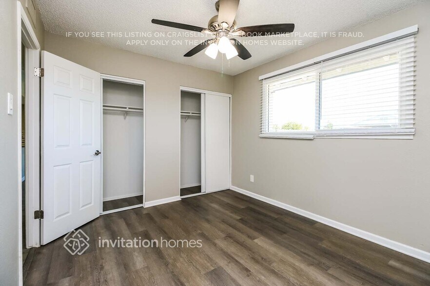 Building Photo - 14851 N 55th Ave