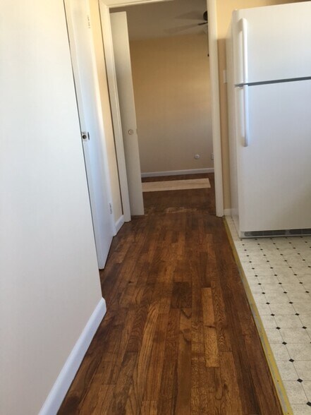 Building Photo - 758 Ashland Ave