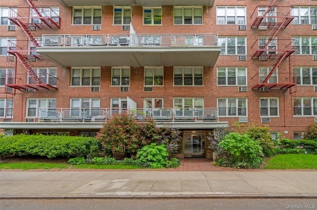 Building Photo - 415 Argyle Rd