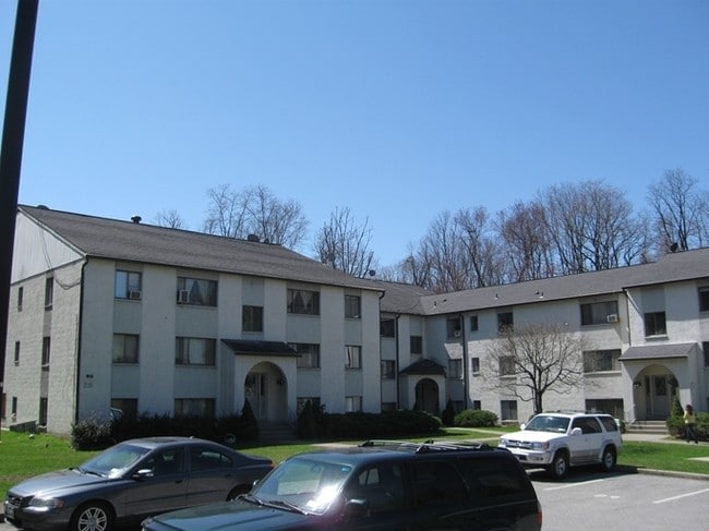 Primary Photo - The Gardens at Mount Kisco